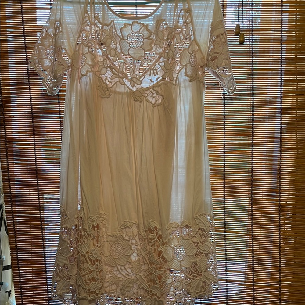 Holding Horses Cream Lace Dress